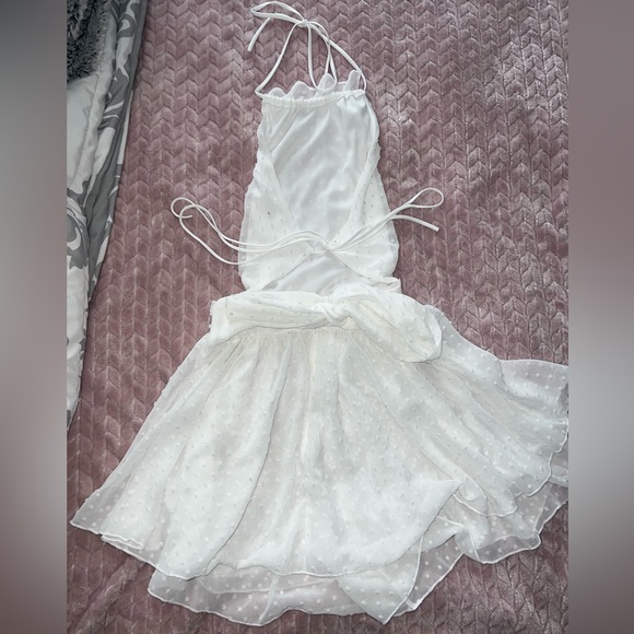 Lucy in the Sky White Textured Halter Romper - Picture 2 of 2